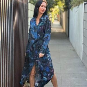 Yavi Floral Collared Long Sleeve Dress